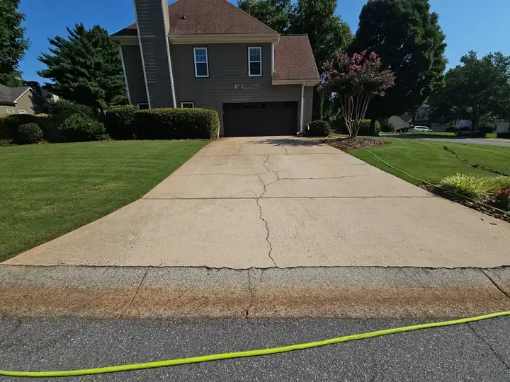 Driveway & Sidewalk Pressure Washing in Alpharetta, GA