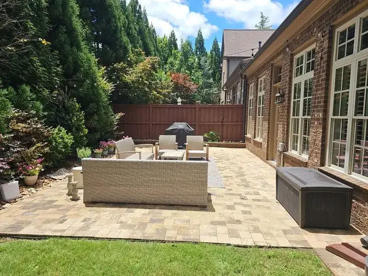 Curb and fence pressure washing in Canton, GA